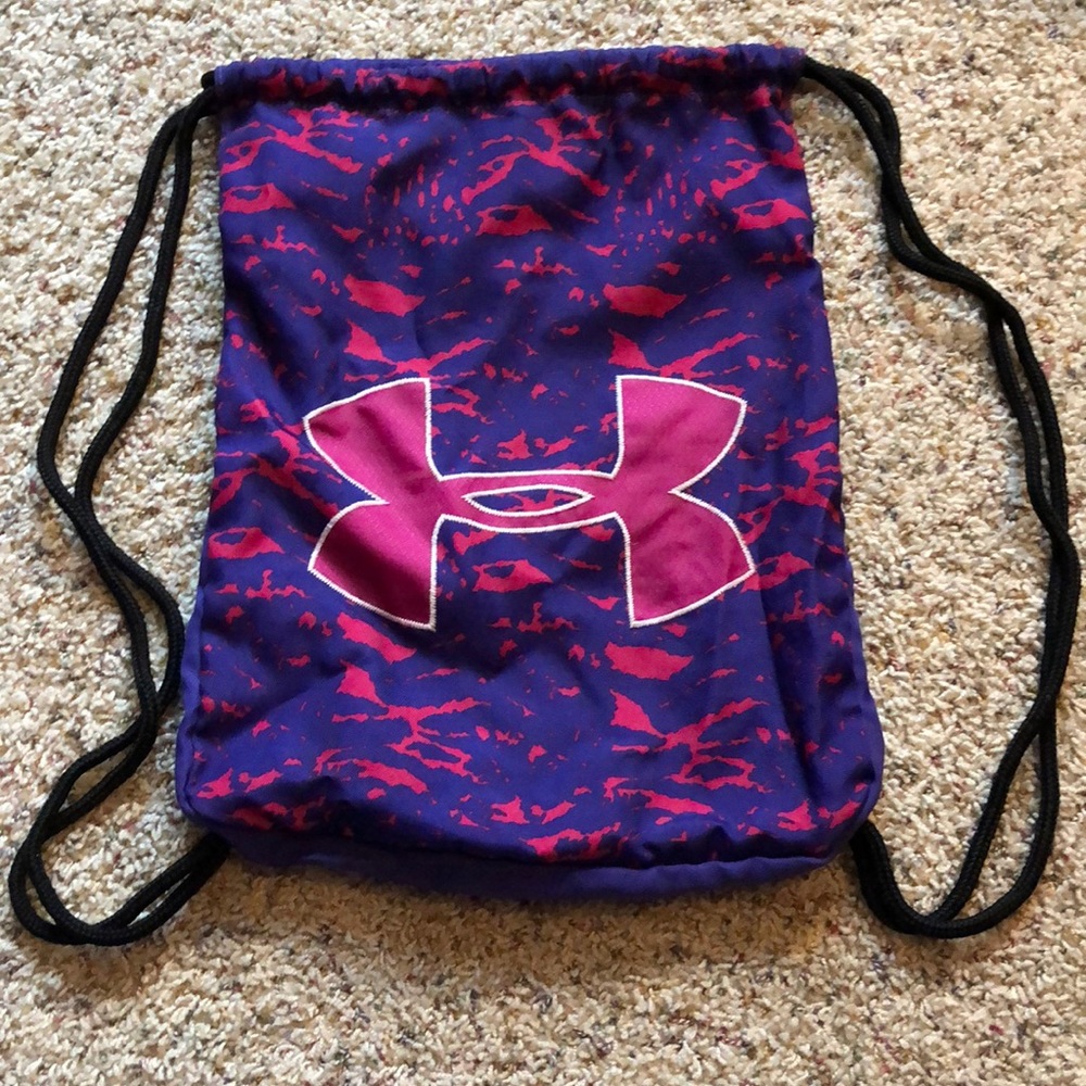 Under Armour cinch bag